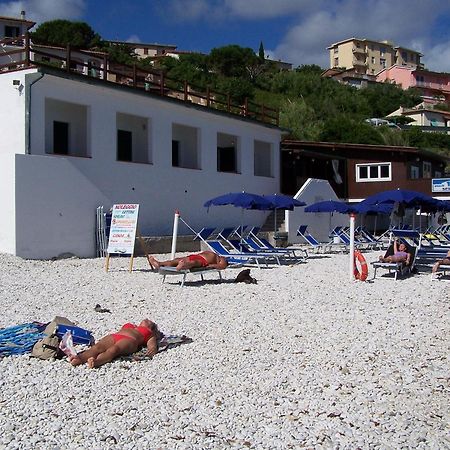 Hotel Le Ghiaie Портоферайо Екстериор снимка